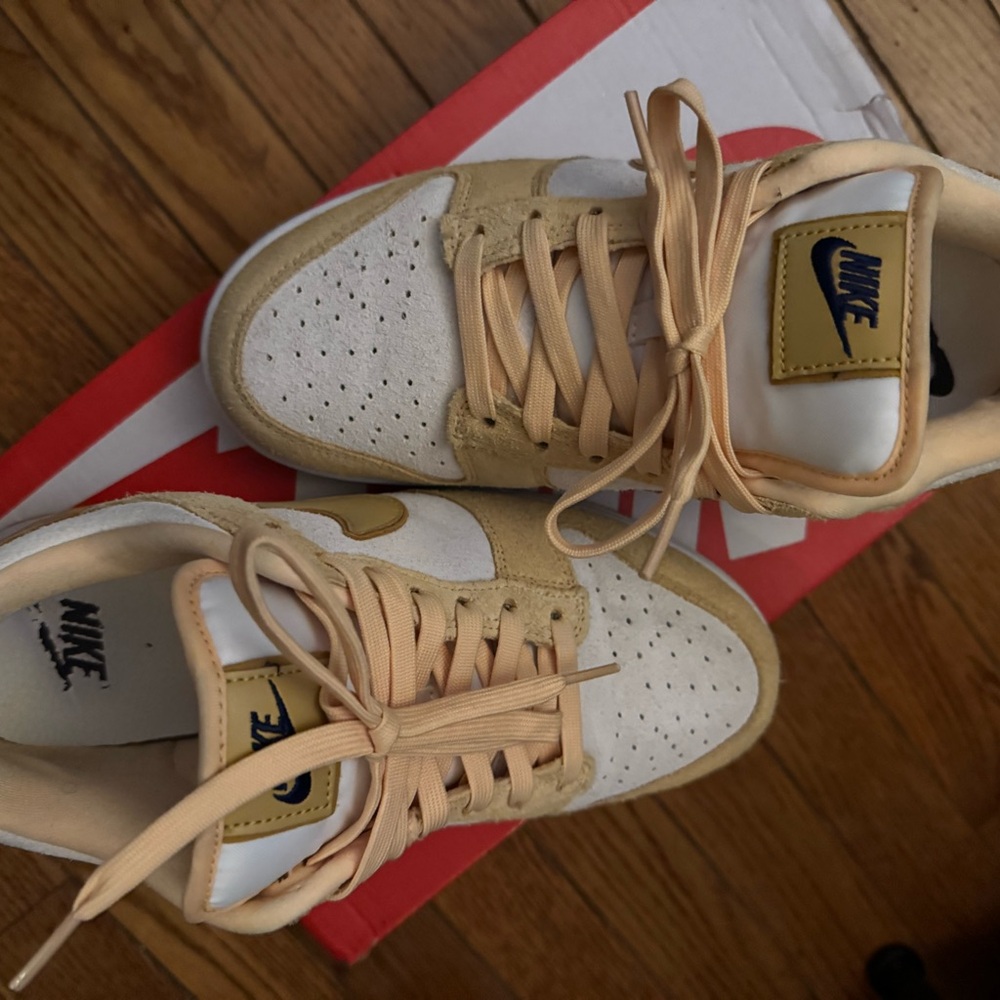 Nike Kids' Beige and White Sneakers